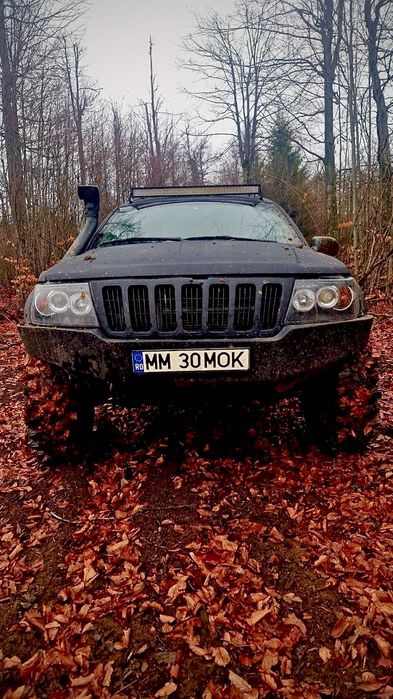 Se vinde jeep grand cherokee
