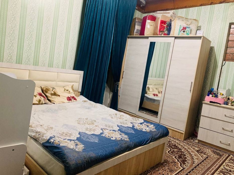 Avliyo Ota maxallasida 4 xonali xovli sotiladi.