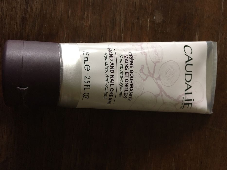 Cremă pentru mâini și unghii Caudalie Vinotherapie Hand And Nail Cream