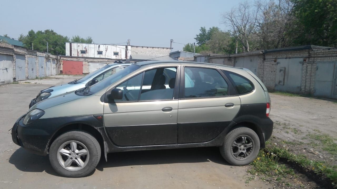 Продам Renault Scenic RX4 на запчасти