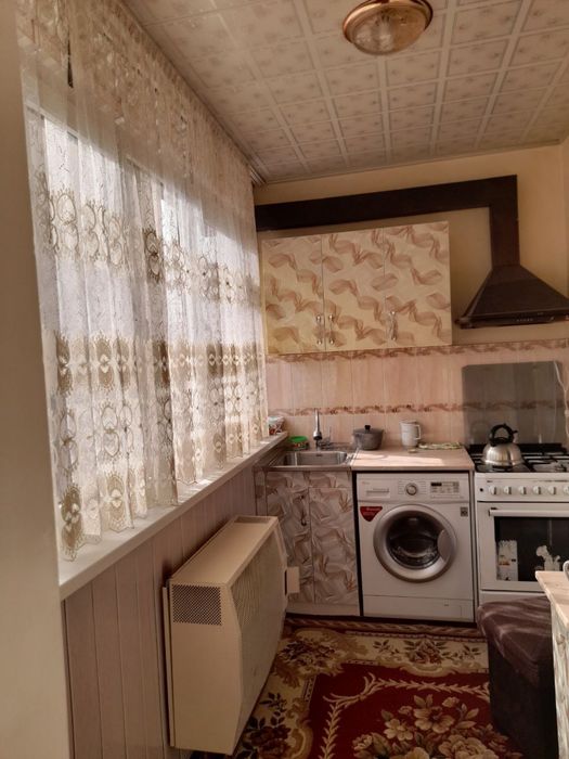 Продается двух комнатная квартира в городе