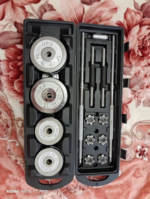 Продам набор гантелей