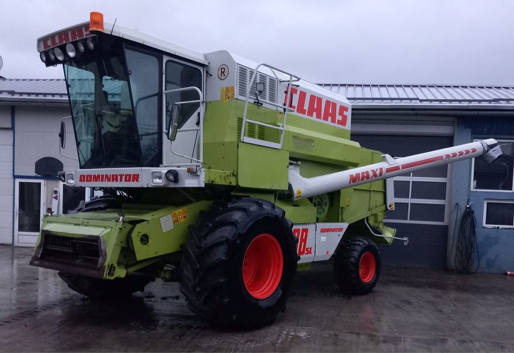Combina Cĺaas Dominator 118SL Maxi