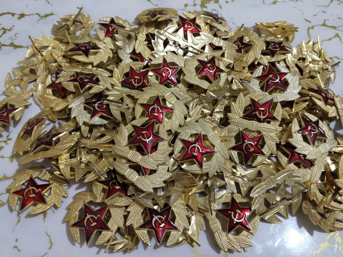 Кокарды, новые СССР.