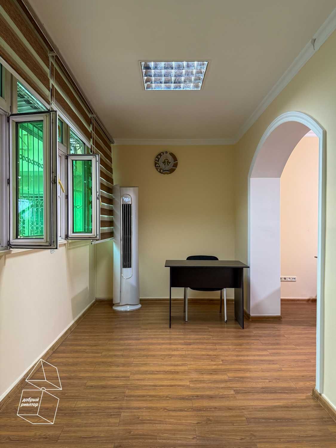 (Добрый) Офис возле метро Ташкент, 154 м², 1 этаж, Парковка
