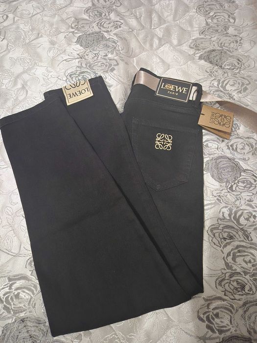 Дамски черни дънки Loewe
