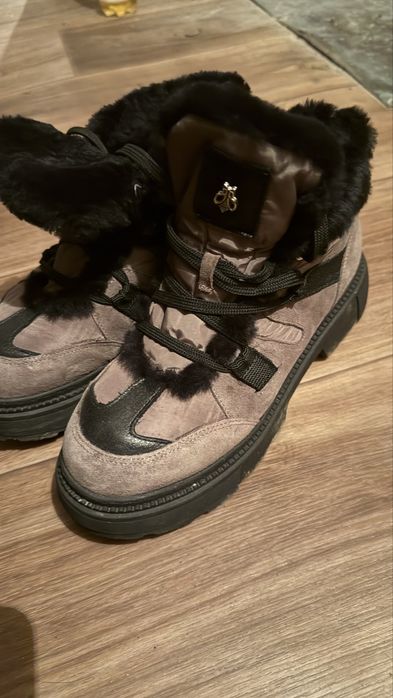 Продам обувь зимнюю