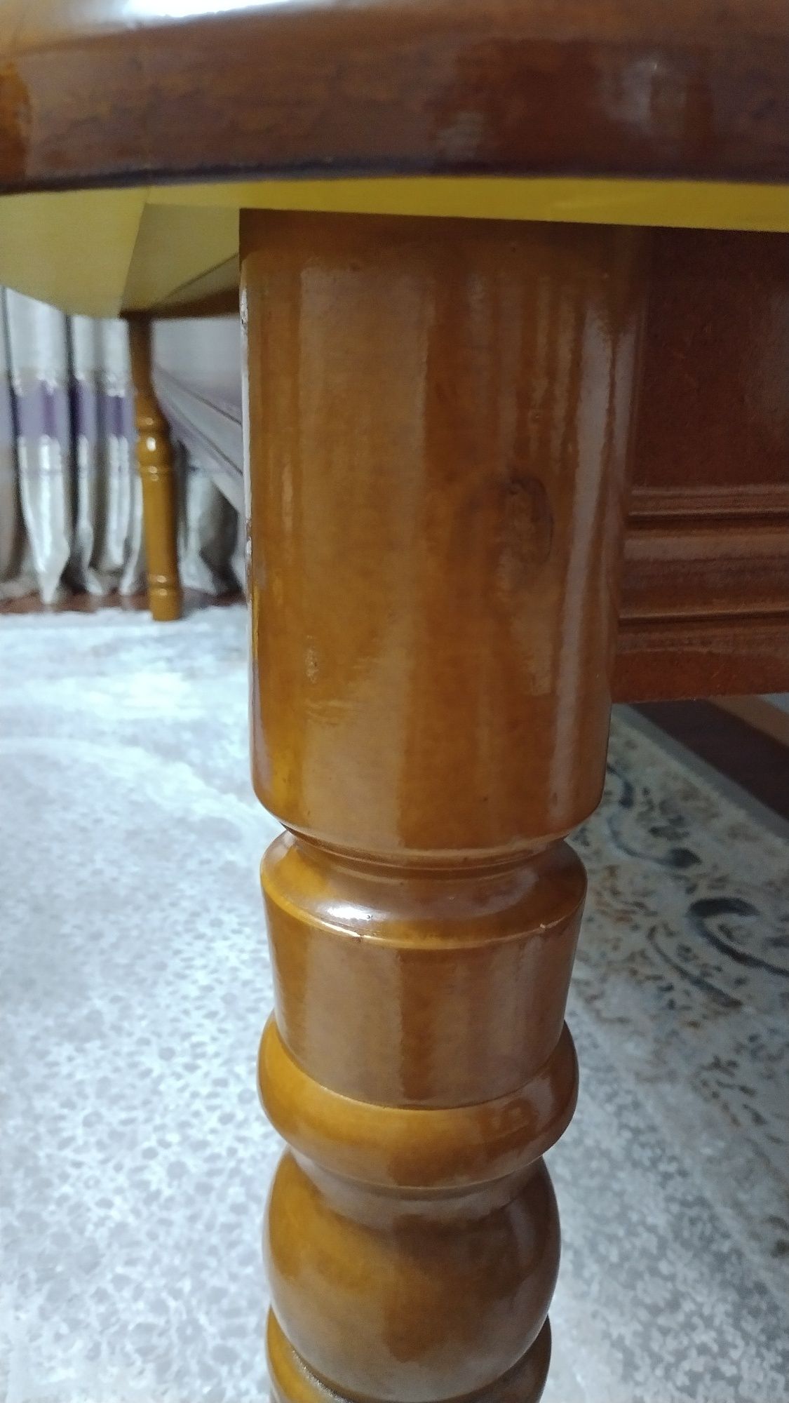 Стол 4х1.2 деревянный в гостинную
