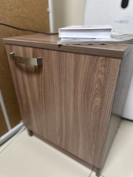 Тумба прикроватная