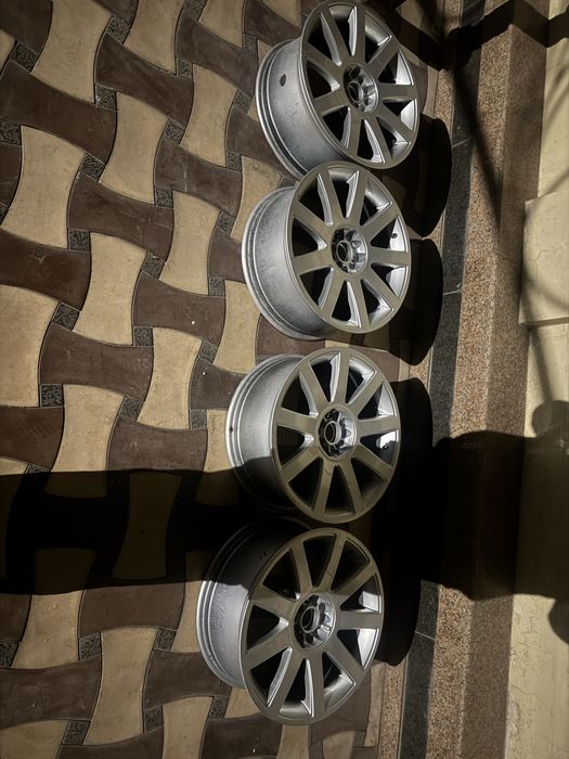 Диски в комплекте