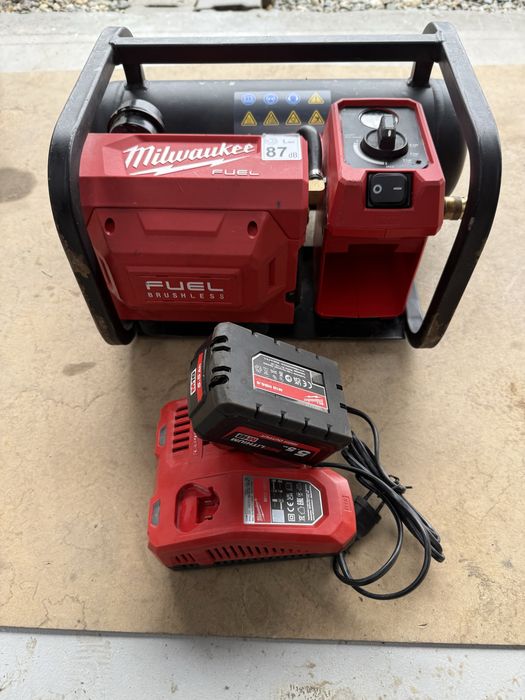 Compresor aer 18V, Milwaukee M18FAC