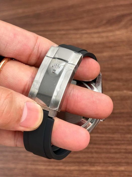 rolex sky-dweller сребро/каучук