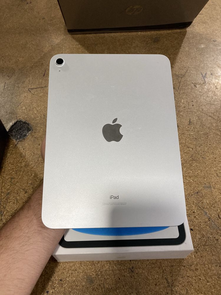 IPad  10   64 gb