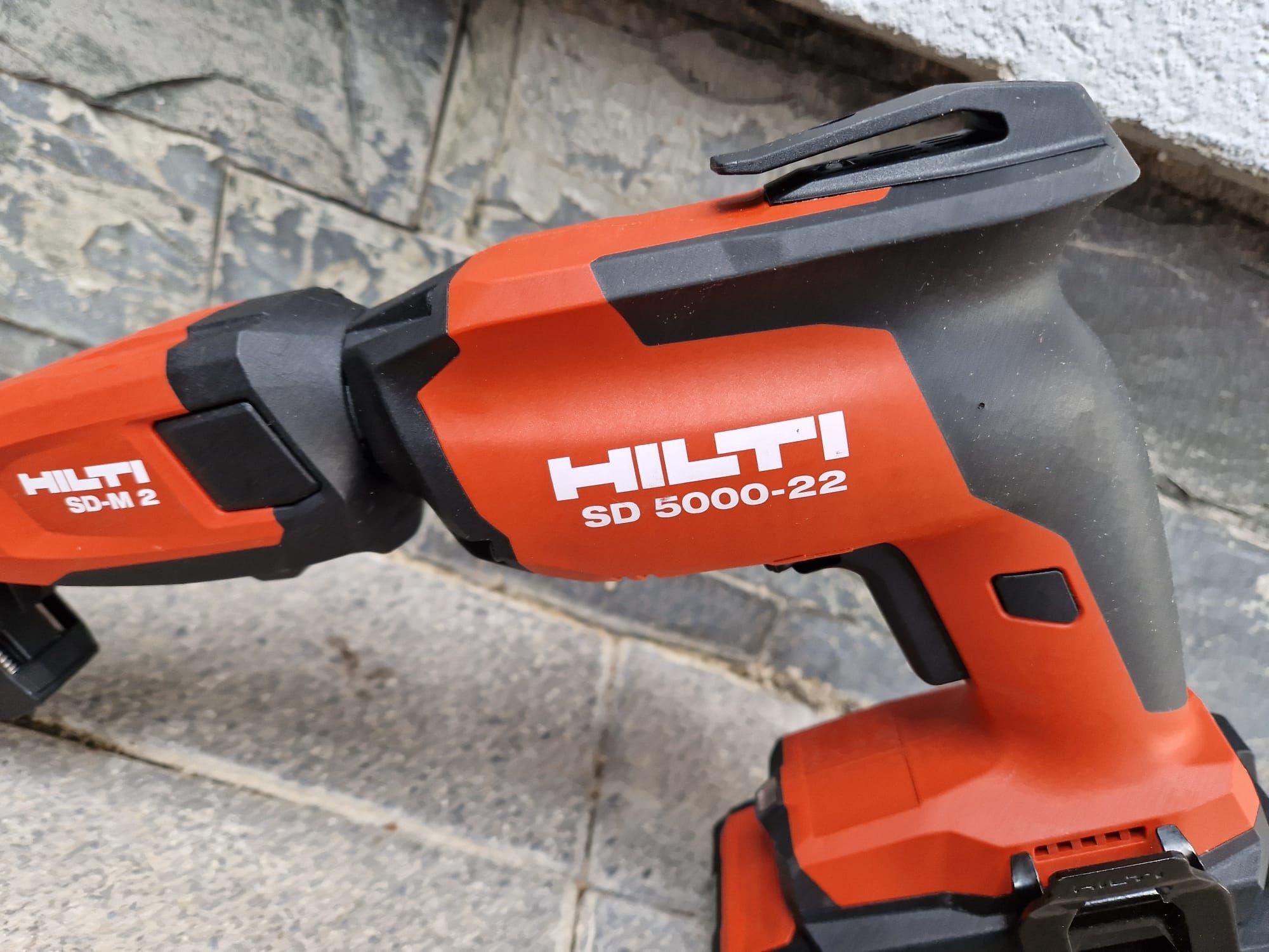 Hilti autofiletanta pentru autoforante pe bandă