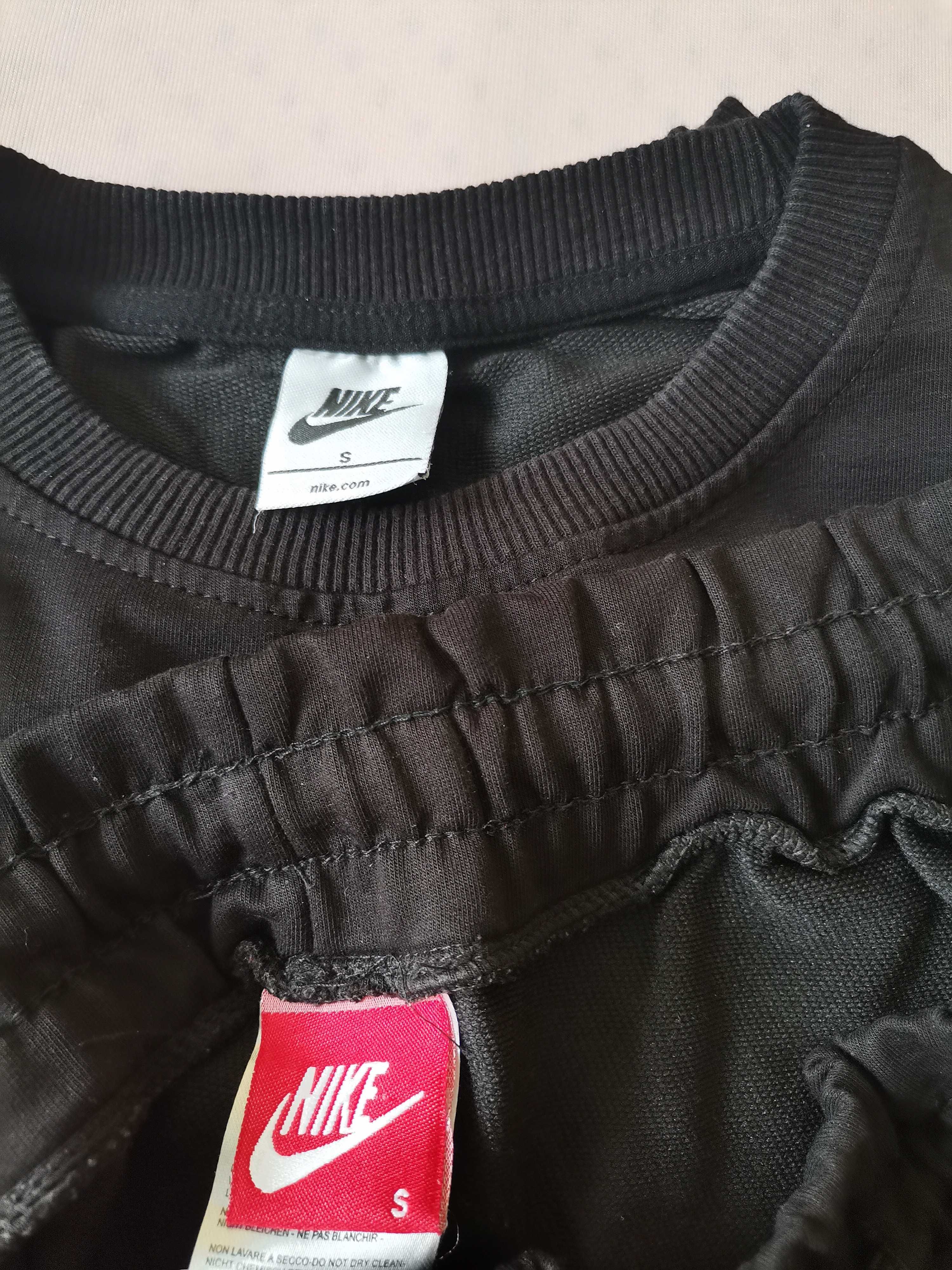 Яке Nike, комплекти Nike tech, комплекти Nike Дамски