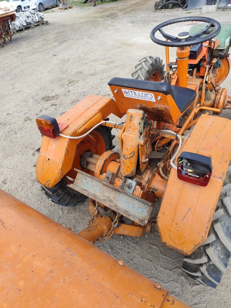 Tractoras pasquali 941  4x4 cu freza