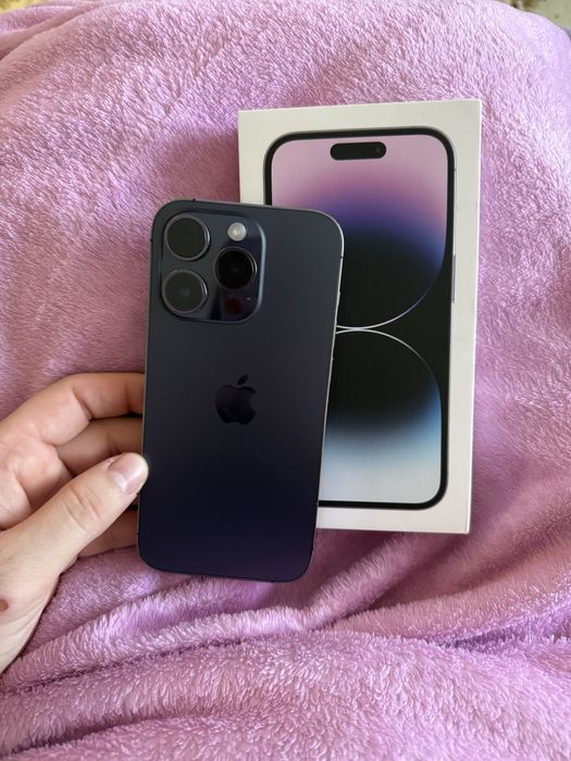 Продам айфон 14 про