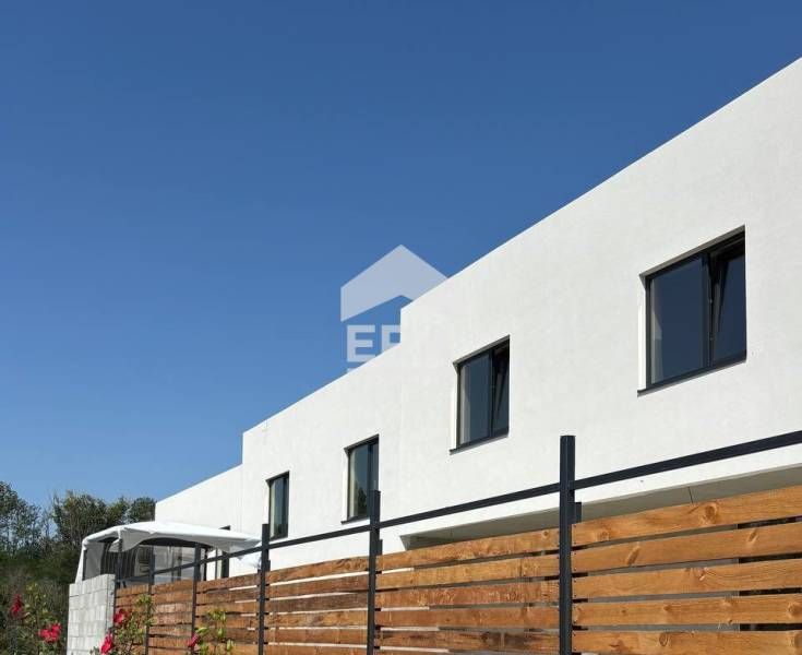 Продава се  в Варна, Изгрев -  кв.м за 0 €/ - Снимка #1