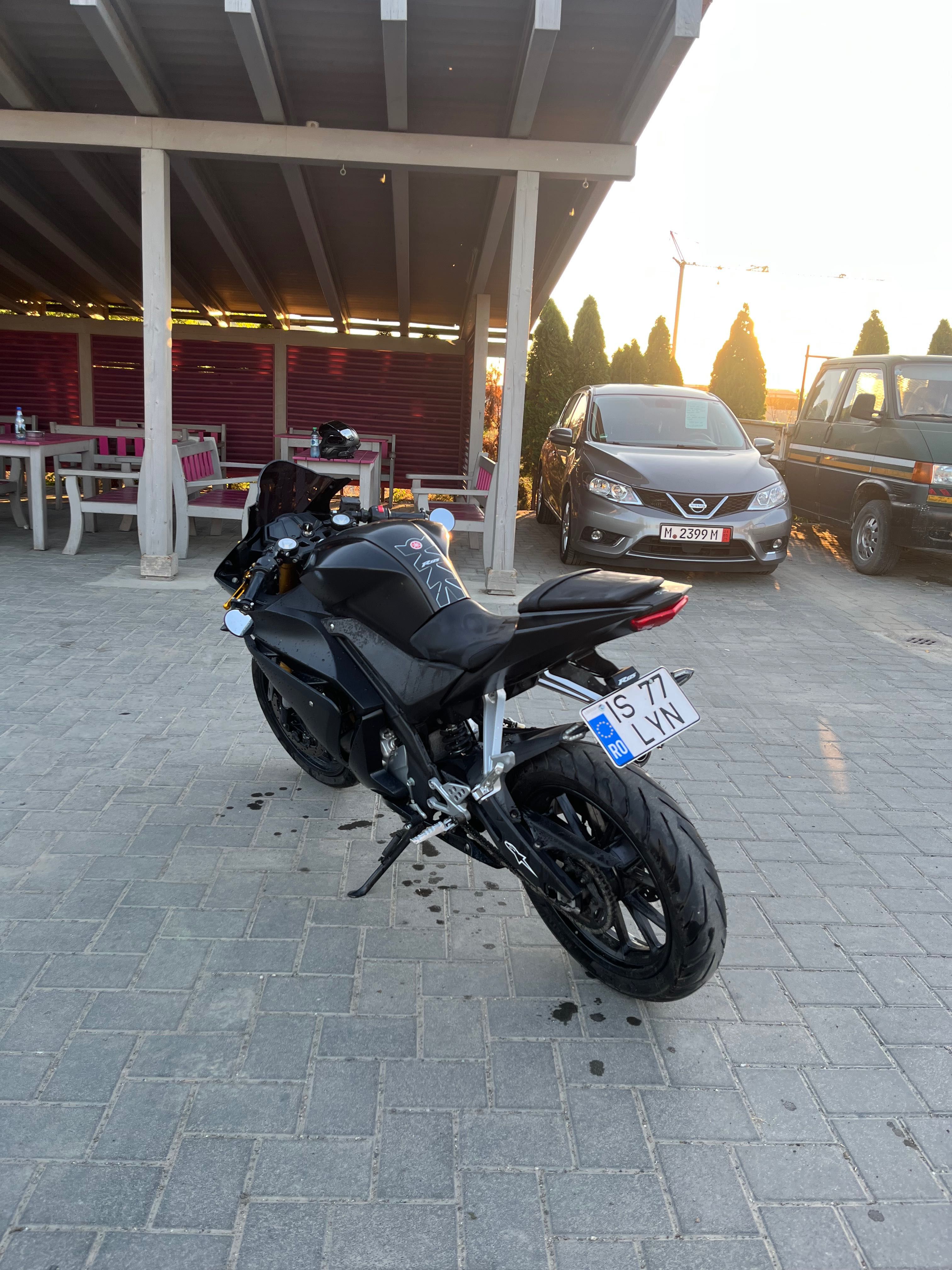 Vând Yamaha Yzf R-125