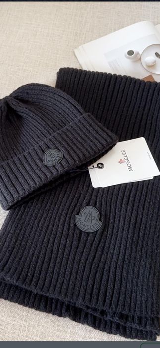 Set Moncler, model 2026, 3 modele