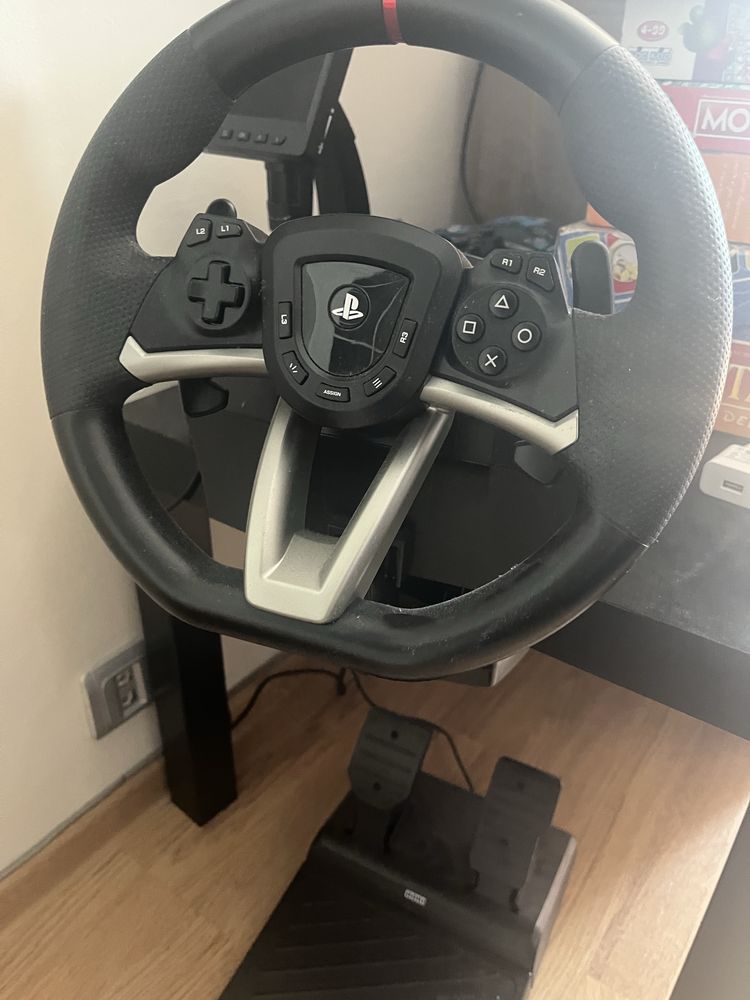 Безжичен волан с педали HORI - Apex (PS5/PS4/PC)