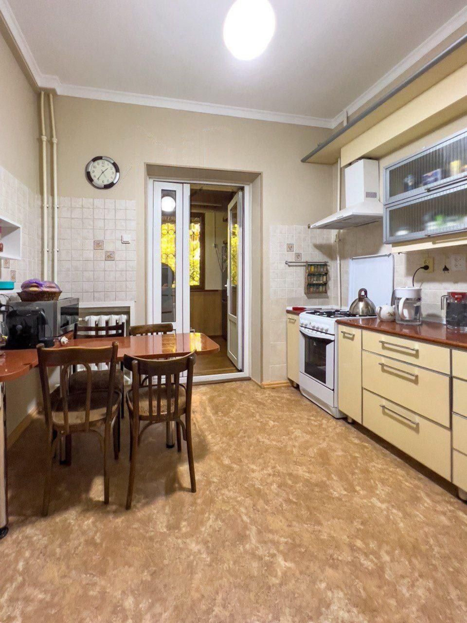 Квартира 3/1/3, потолки 3.20, с ремонтом, 87 м3