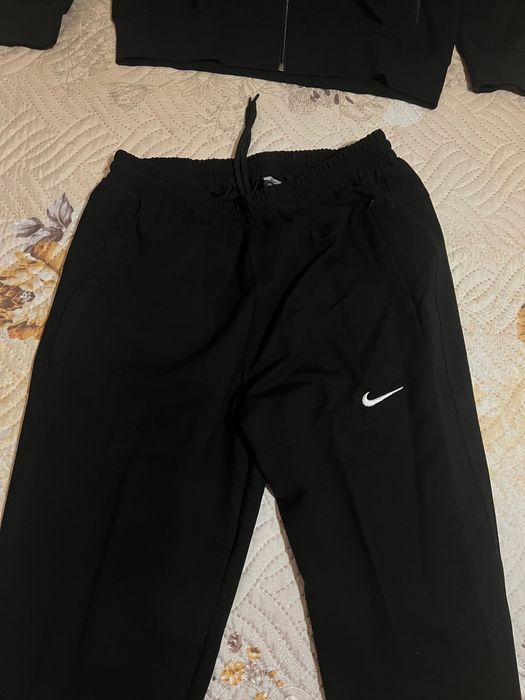 Мъжки спортен екип размер L