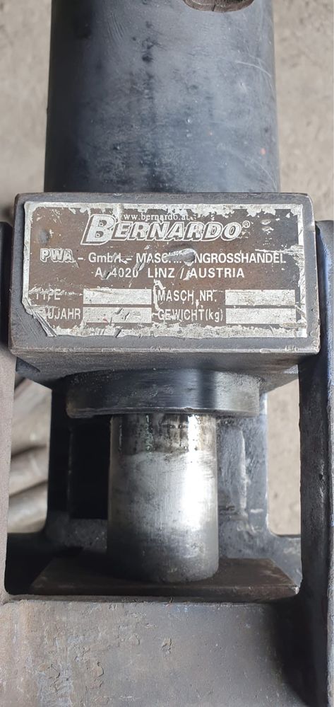 Aparat hidraulic indoit teava