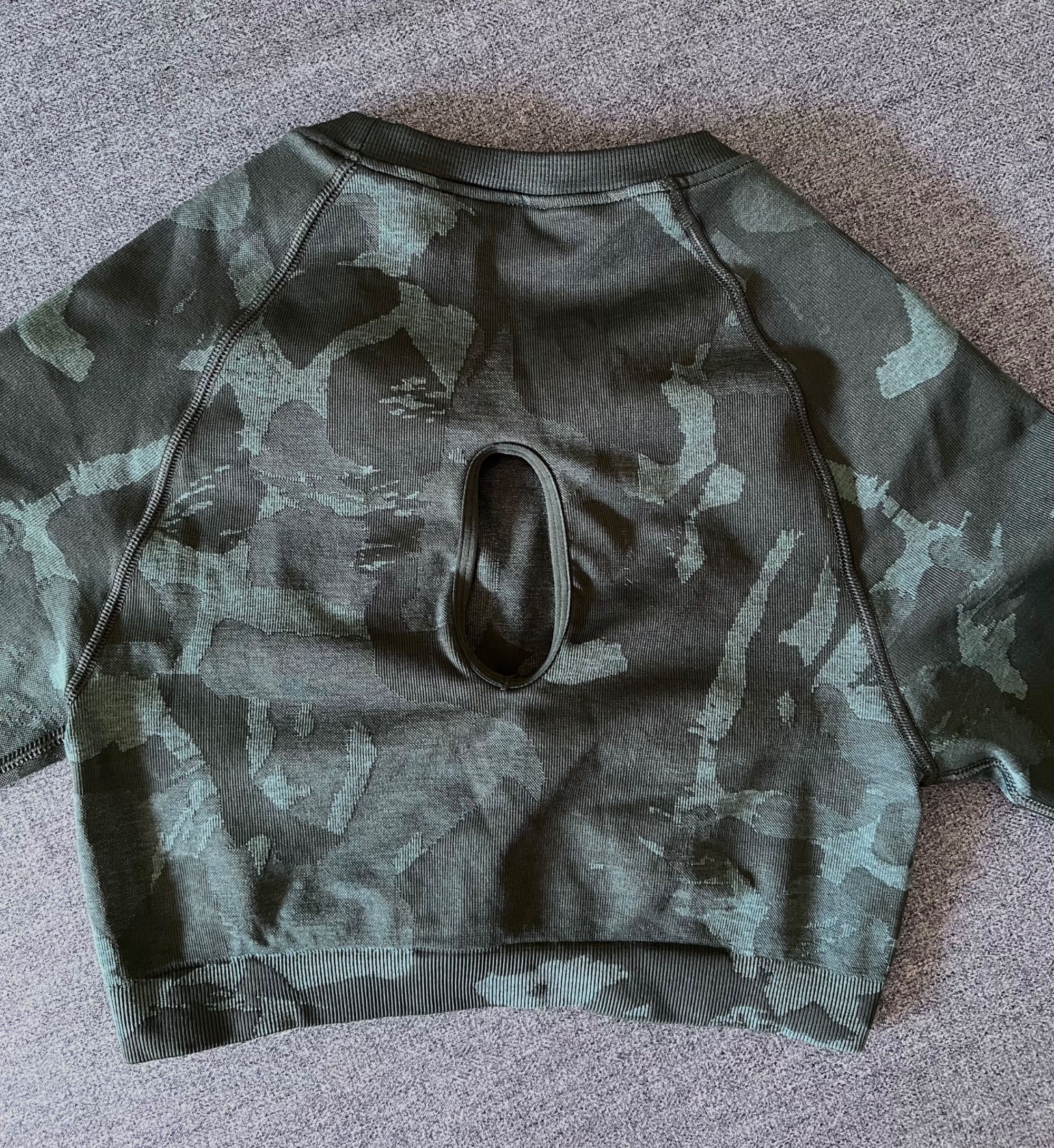 Gymshark блуза camo