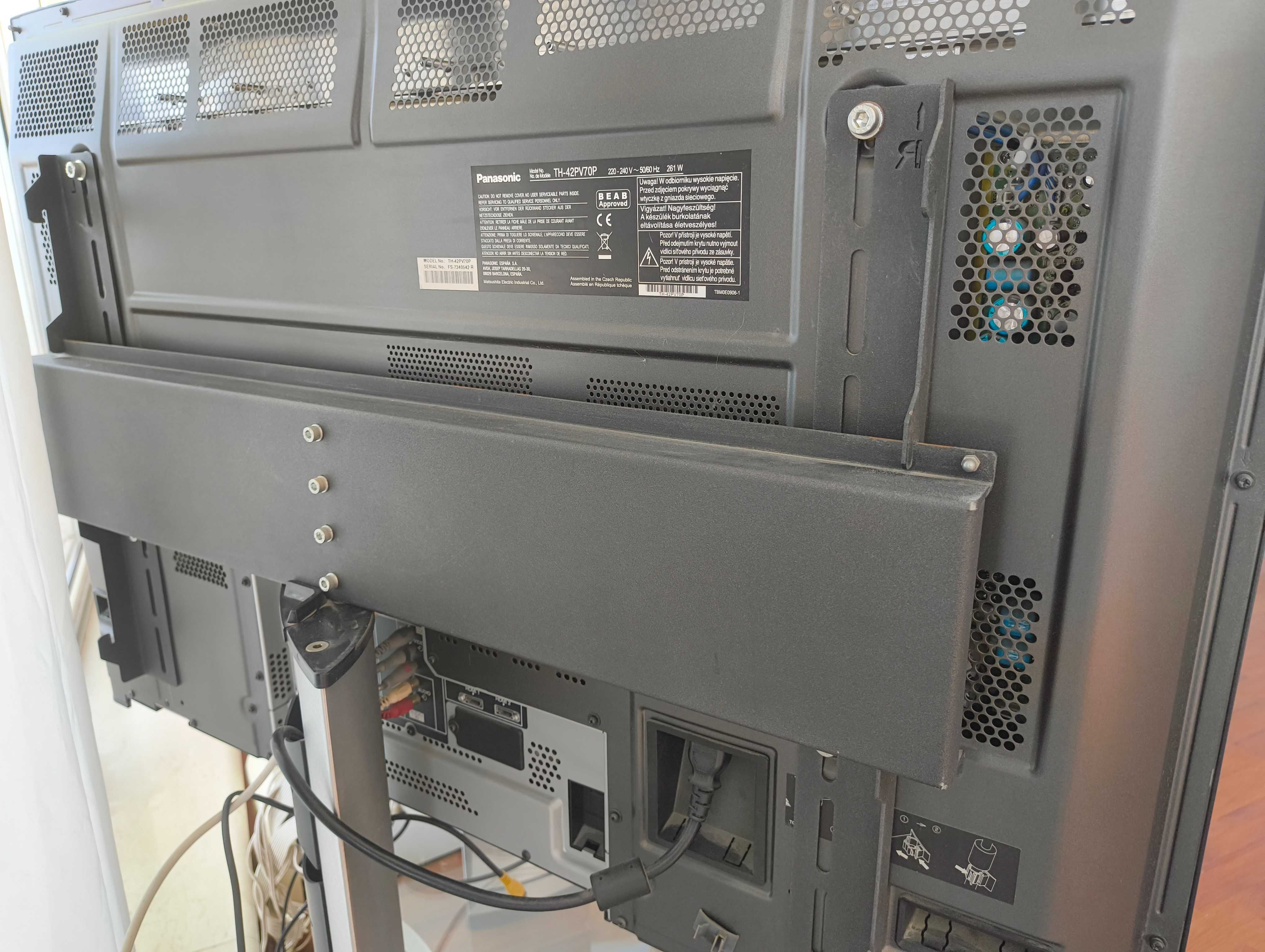 Телевизор Panasonic TH-42PV70 42