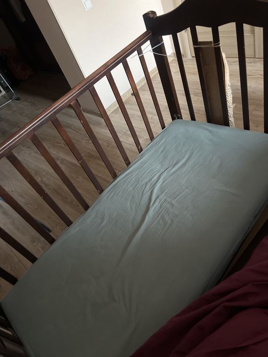 Отдам даром кроватку детскую