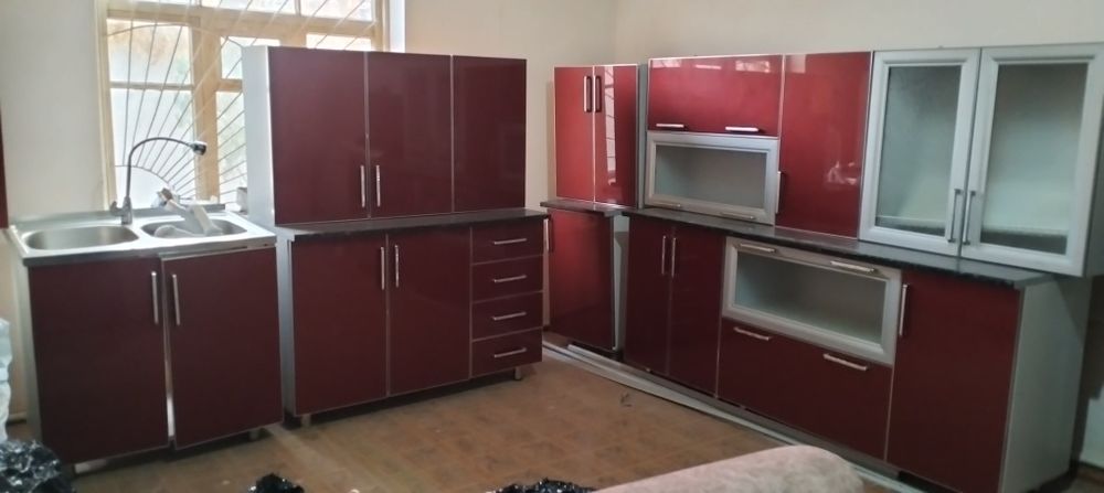 Продается мебель для кухни