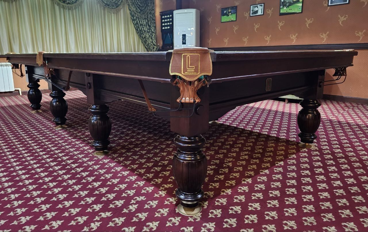 Продаётся  бильярдный стол "LEADER" ,billiard stoli