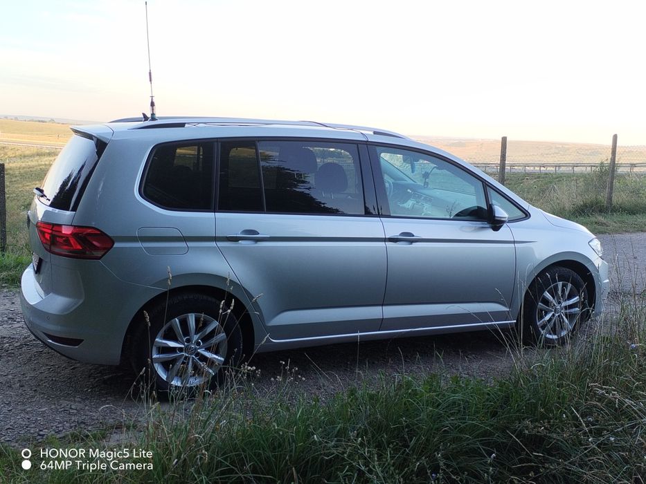 VW Touran 2.0 , 150 cp 2017 (matrix)