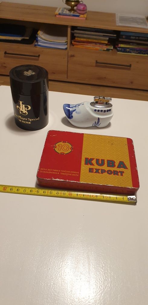 Lot cutii tutun și bricheta vintage colectie Anglia Olanda Cuba