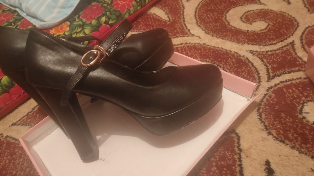 Туфли новые 38размер