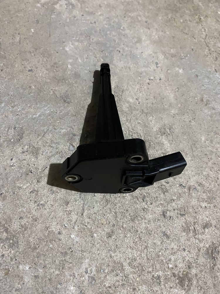 Senzor nivel ulei Audi a4 b8
