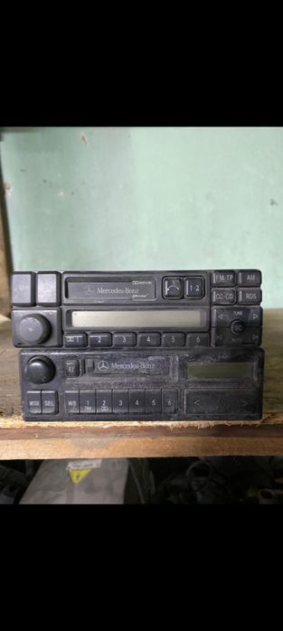 Продам оригрнаььняе автомагнитоллы мерседес