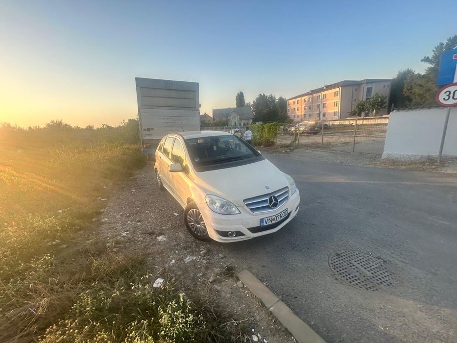 Mercedes b class