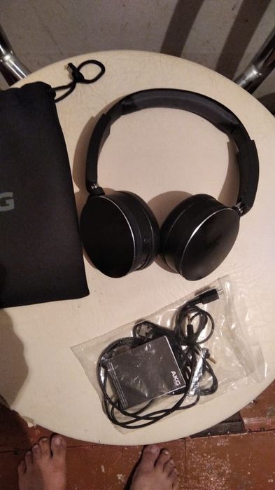 Продам наушники AKG Австрия