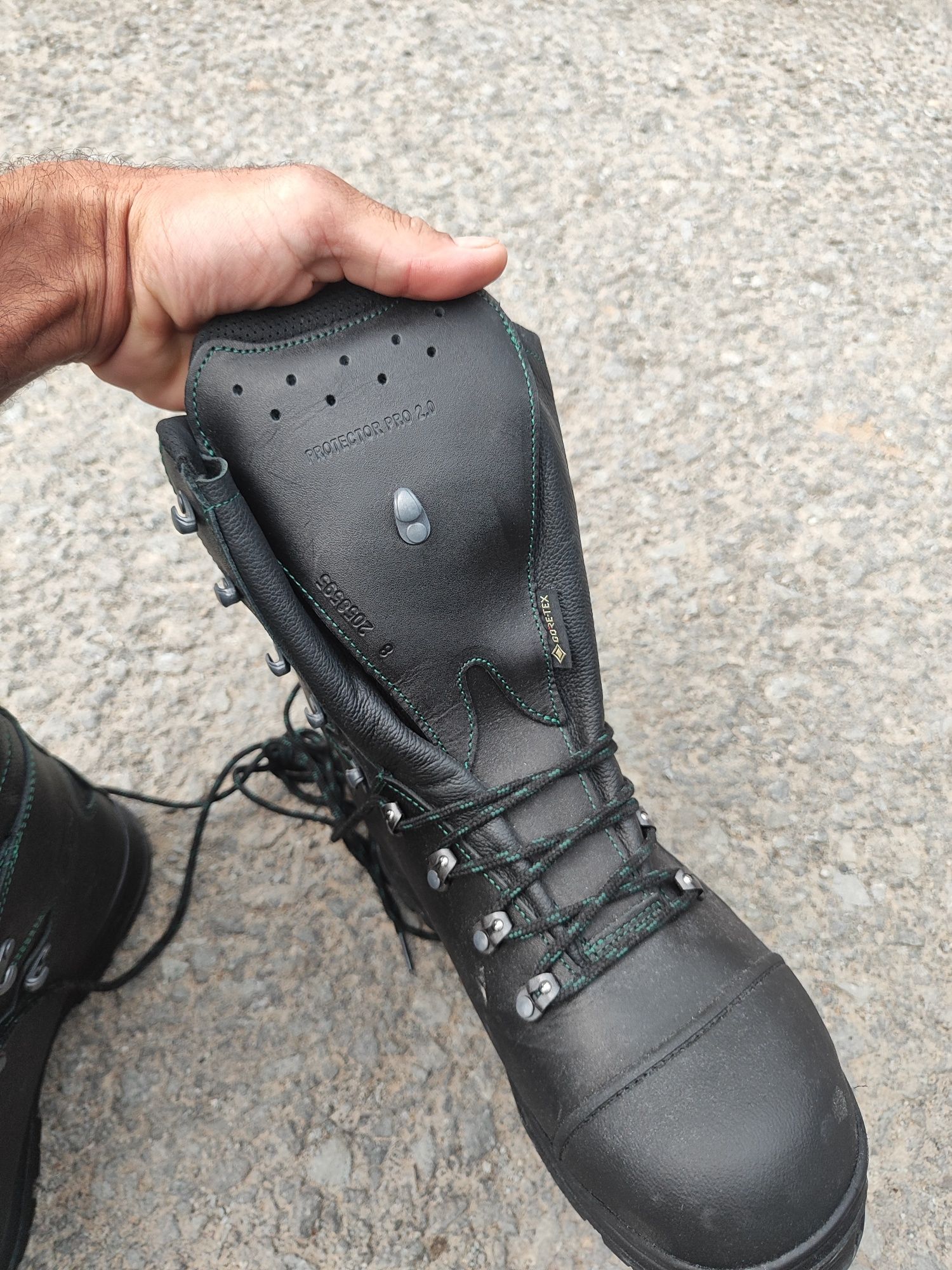 Bocanci haix  cu tehnologie goretex si piele naturala