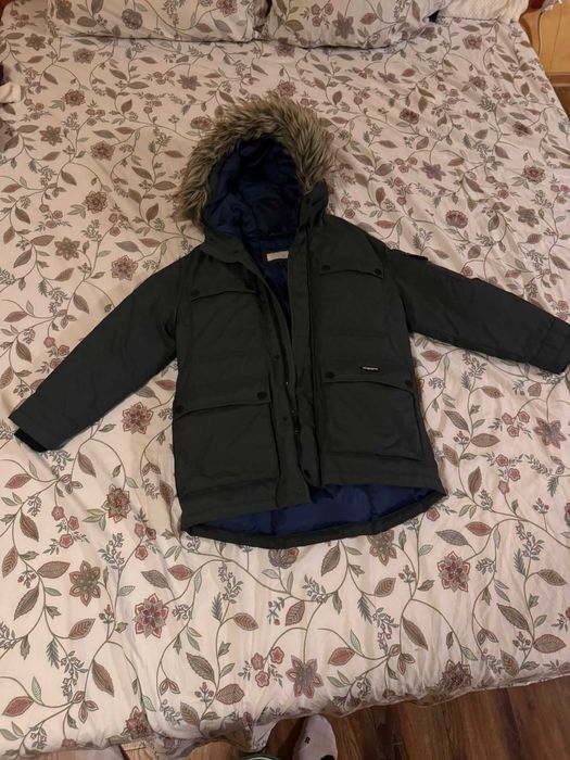 Geaca baieti Zara noua fara eticheta 11-12 ani
