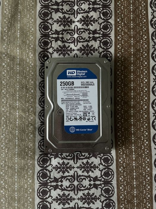 Жеский диск Western Digital на 250 гигов