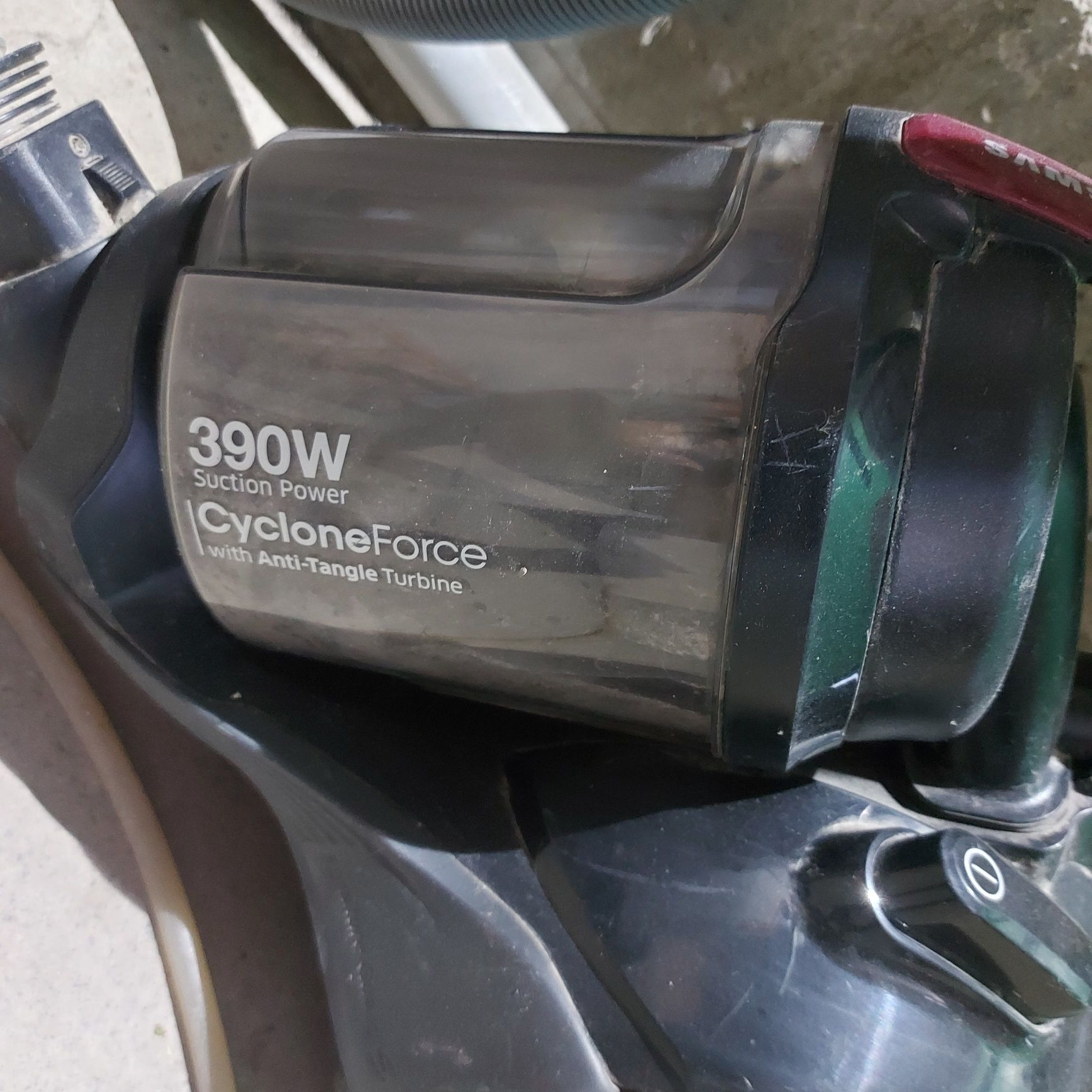 Пылесос 390w.Cyclone Force