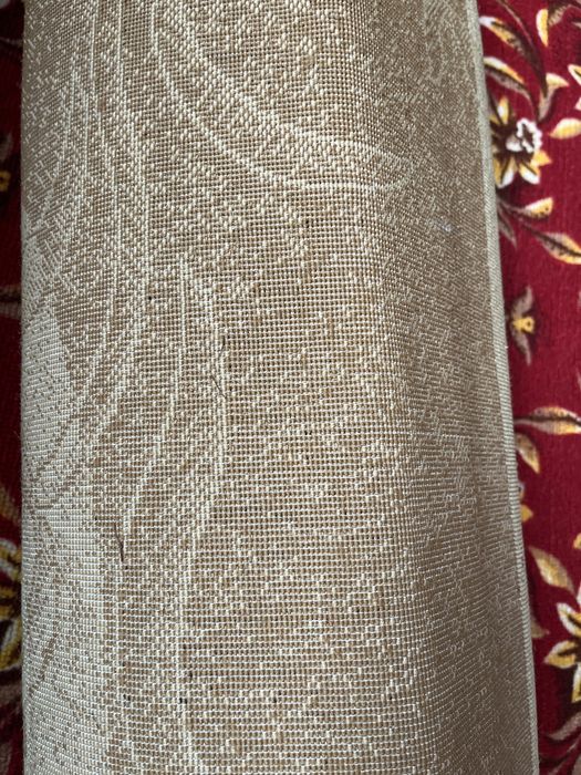 Продается ковер в хорошом состоянии