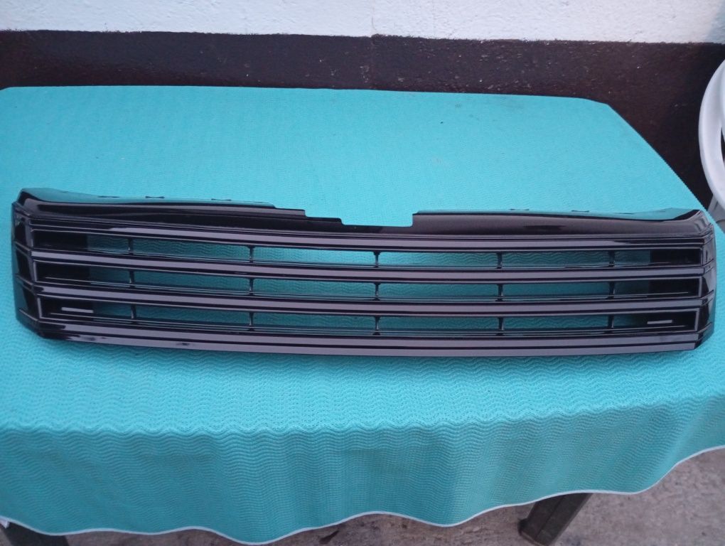 Vand grila fara semn vw passat b7