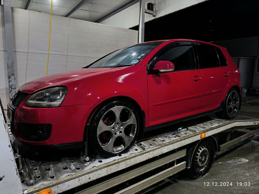 VW Golf V 2.0TFSI GTI На части