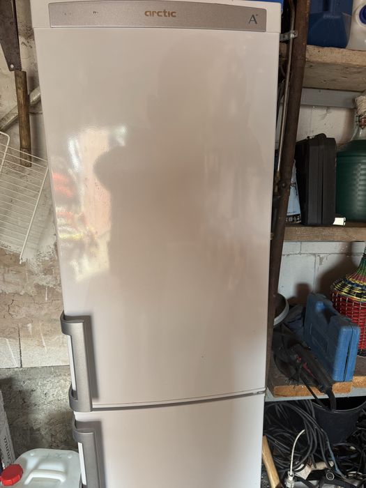 Figider Atric si congelator 3 sertare.