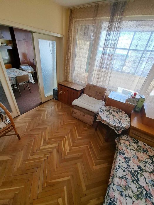 Продава се Четиристаен апартамент в Варна, Централна поща - 116 кв.м за 1854 €/кв.м - Снимка #2