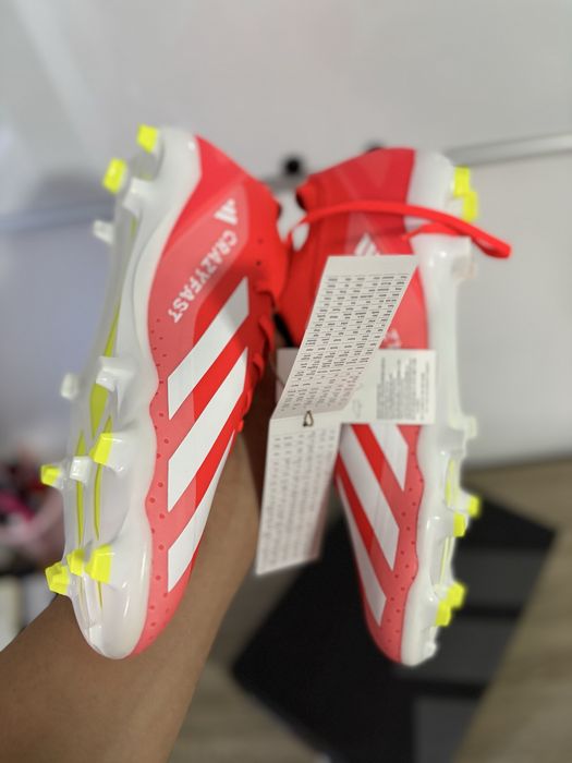 Ghete de firbal Adidas